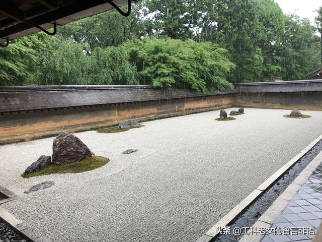 京都之龙安寺 日本枯山水的高峰之作