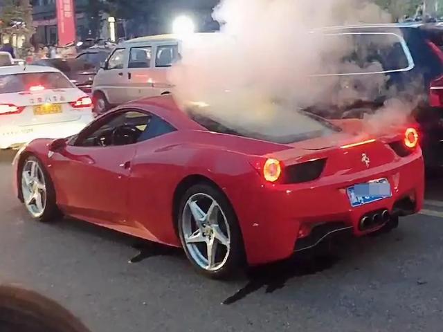 汽车水温高先别慌 无外乎就这4种原因 处理方法