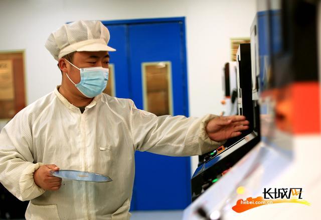 河北圣昊光电:打破国际垄断 为芯片产业贡献河北力量